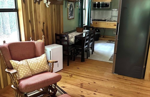 Unaka Kabine | Peaceful cozy cabin in the woods