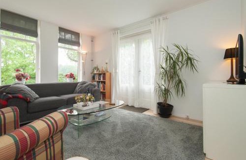 Schoorl Haus | Peaceful Dune Retreat with Garden