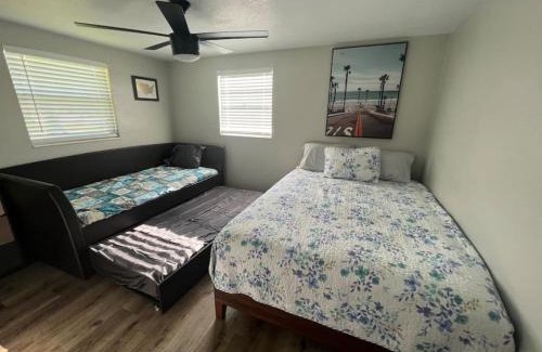 Citrus Park Haus | Peaceful getaway and Explore Tampa