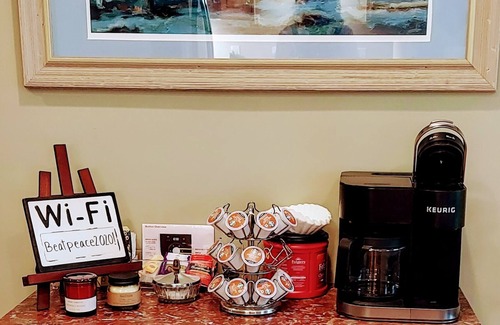 Fennville Haus | Friedliches Zuhause im Wald, Saugatuck Township