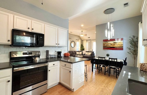 Memphis Haus | Peaceful Home near River and St Jude