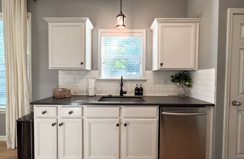 Memphis Haus | Peaceful Home near River and St Jude