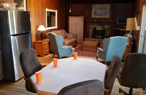 Cassopolis Haus | Ruhiger See-Front Haus - Eingezäunter Hof