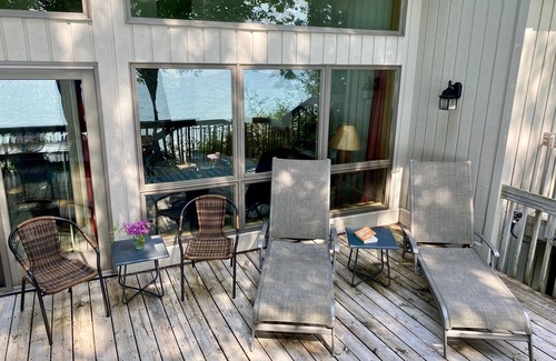 Good Hart Haus | Peaceful Lakefront Home in Good Hart off Tunnel of Trees