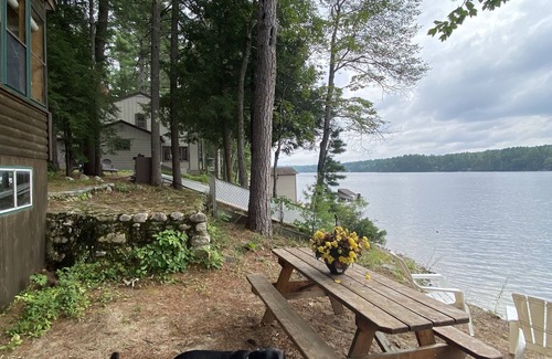 Gray Kabine | Peaceful Lakefront Cabin on Crystal Lake