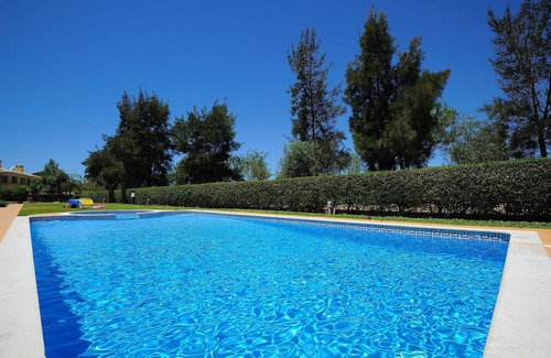 Vilamoura Wohnung | Ruhige Lage mit direktem Blick auf den Pool, die Gärten und Millenium Golf