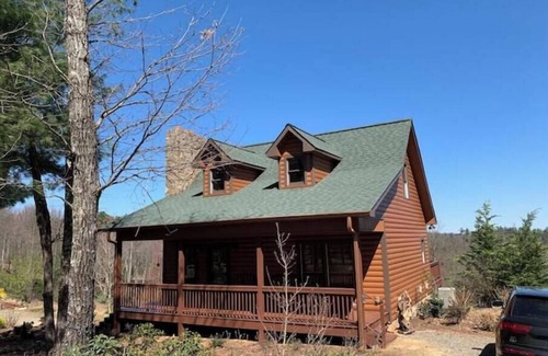 Purlear Kabine | Peaceful Log Cabin near Boone.