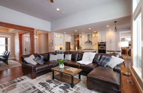 McCall Haus | Peaceful Payette Paradise - Luxe Family Getaway