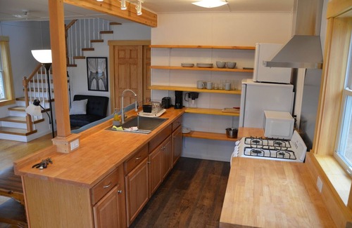 Bass Harbor Haus | Peaceful private location, cottage @Acadia NP, Lighthouse, Beaches, SeafoodđŚ