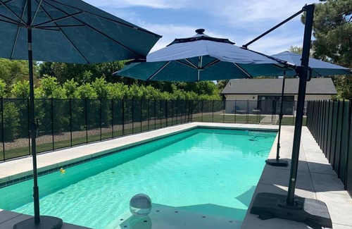 Paradise Valley Haus | Peaceful, private resort-style property!