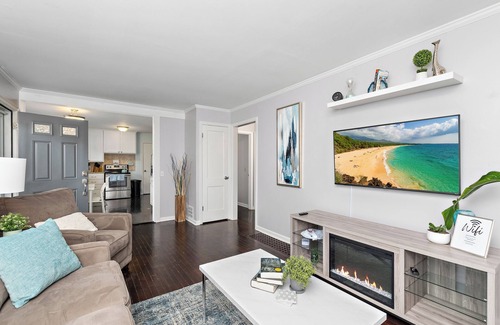 Roeland Park Haus | Peaceful Retreat - 20 Minutes to Almost Anywhere! 10 Min to KU MED!