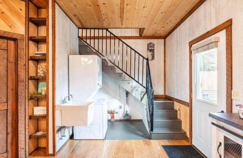 Sugarcreek Haus | Peaceful Valley Retreat