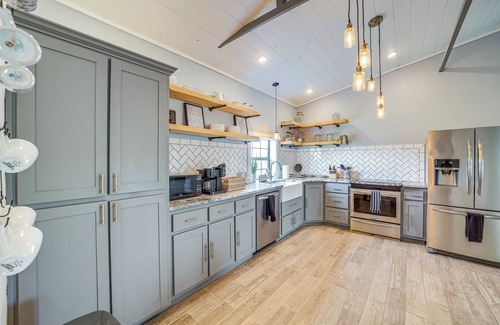 Vinita Haus | Peaceful Vinita Home w/ Fire Pit: 11 Mi to Lake!