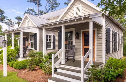 Oriental Hütte | Peaceful Waterfront - Cozy Cottage - River Dunes