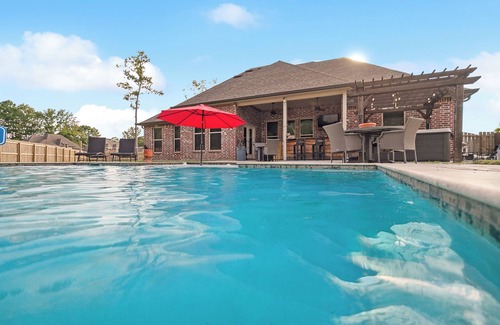 Ponchatoula Haus | Peacefull Family Home, perfect for your vacation, staycation, or family event
