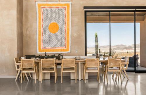 Panorama Heights Resort | Peak by Fieldtrip 8 BR Modern Oasis 2 Pools