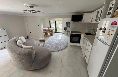 Ayvalik Villa | PEARL MANSİON-Cunda island , Large garden with sea views