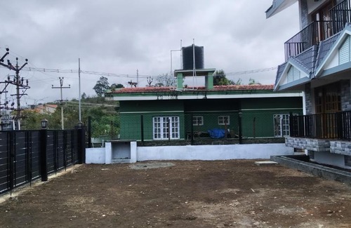 Kodaikanal Haus | PEARS GARDEN KING SUITE