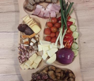 Albac Haus | Pensiunea agroturistică Casa Brădeana