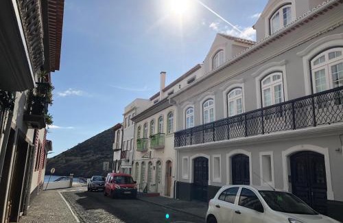 Angra do Heroismo Wohnung | Penthouse Peaks - Casa Sao Joao -4 Star Tourist Apartments