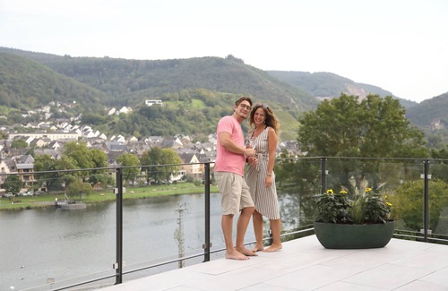 Treis-Karden Wohnung | Penthouse mit traumhaftem Moselpanoramablick & XXL Balkon, Nähe Cochem, Burg Elz