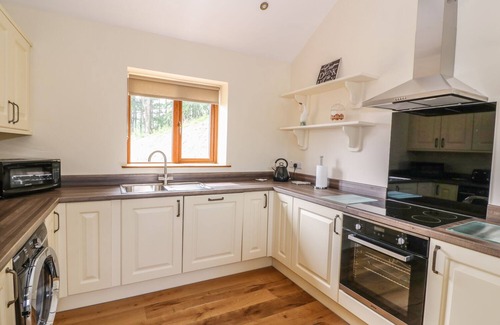 Llanddewi Ystradenny Hütte | PENTRE FACH, familienfreundlich in Llandrindod Wells, Ref 961034