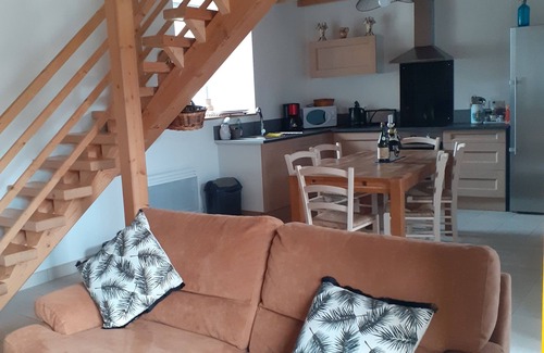 Camaret-sur-Mer Haus | Charmantes Penty, Meerblick von oben, eingezäunter Garten, ruhig, Strand 500m, separates WC