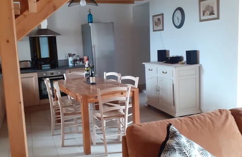 Camaret-sur-Mer Haus | Charmantes Penty, Meerblick von oben, eingezäunter Garten, ruhig, Strand 500m, separates WC