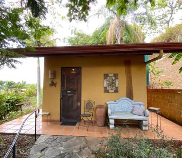 Pan de Azucar Haus | Pequeña Casita entre árboles con excelente vista
