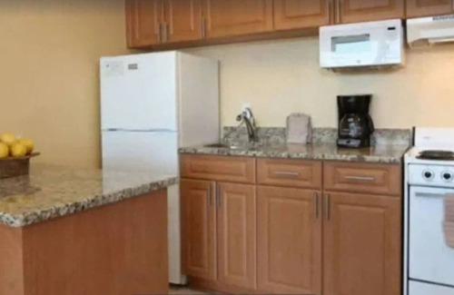 Daytona Beach Shores Resort | Perennial VC Daytona 1A