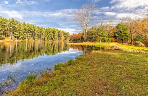 Mahwah Haus | Perfect Base for Visits to Ramapo Powerlinez Climbing Area! 4 Units w/ Parking!