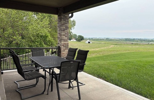 Wahoo Haus | Perfect College World Series Basecamp 45min, 4 bedroom home, 3 acres near, Wahoo