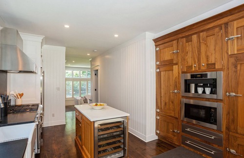 Sag Harbor Hütte | PERFECT COTTAGE WITH POOL IN SAG HARBOR VILLAGE