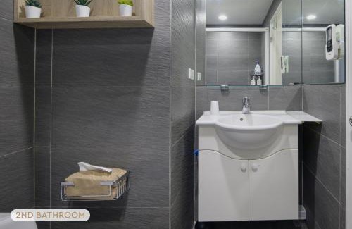 Xinyi Wohnung | Perfect Family Home 3B2b Taipei 101 & MRT-4 min 完美家庭住宅 3房2衛 4分到台北101