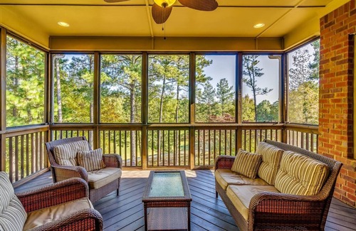 Sand Ridge Haus | Erstklassige Ausstattung und spektakuläre Lage! 8 Betten, 5 Fernseher, Billardtisch ... WOW!