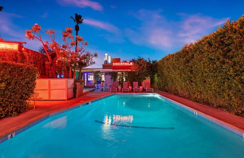 Tahquitz River Estates Hütte | Location, Location, Location !!! Romantisches Mid Century Cottage in der Innenstadt!