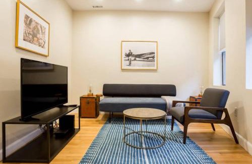 North End Wohnung | Perfect North End Apt 2BR 2BA Laundry