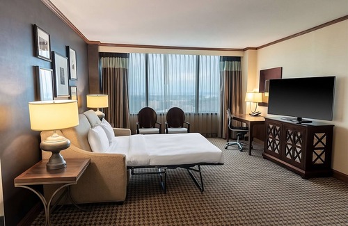 Alexandria West Hotel | Perfect Place to Unwind! Pets Allowed, Indoor Pool and Outdoor Pool!