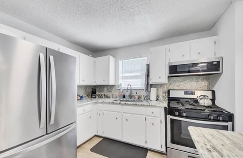 Pine Bluff Haus | Perfect Private Getaway in Beautiful Pine Bluff!