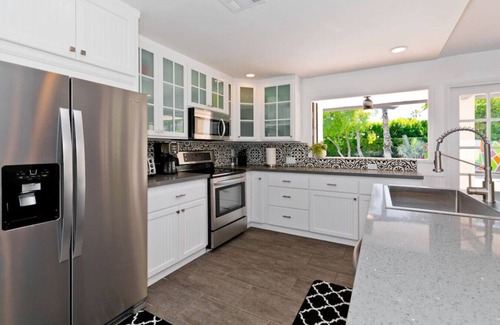 Vista Norte Haus | Perfect Private Oasis. Distinctly Palm Springs!