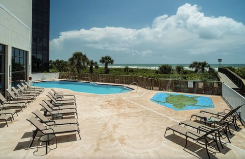 Cocoa Beach Hotel | Perfect Spot for Unwinding! Outdoor Pool, Parking, Steps to Beach!