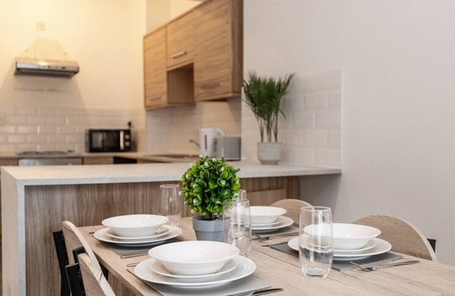 Plasnewydd Wohnung | Perfectly Placed: Cozy Flat in the City's Heart