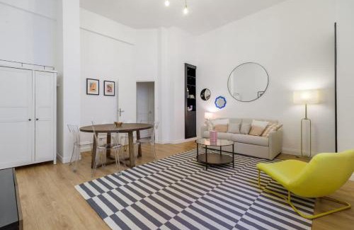 Neuilly-sur-Seine Wohnung | Perretti - Spacious Flat 2BDR Paris Neuilly