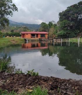 Copey Kabine | Persea Inn Finca Integral Sostenible Organica Toro Careto