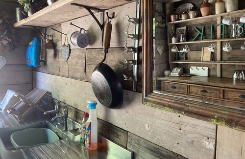 Longhope Kabine | Pet Friendly - 2 Guests - Shepherds Hut