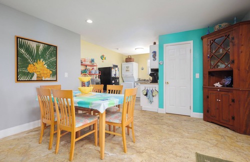 Marineland Acres Haus | Haustierfreundliche Wohnung - zu Fuß zum Strand