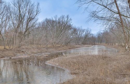 Mauston Haus | Pet-Friendly Cabin Retreat Wisconsin River Access