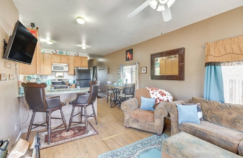 Chilcoot Hütte | Pet-Friendly Chilcoot Cottage on 34 Acres!