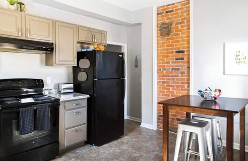 Weinland Park Haus | Short North Bereich Urban II Duplex; In der Nähe der Innenstadt, OSU, Convention Center, Mapre