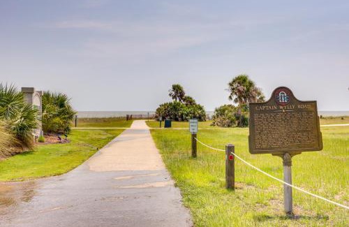 Jekyll Island Wohnung | Pet-Friendly Jekyll Island Abode - Walk to Beach!